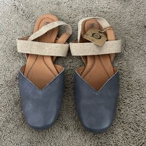 Born Coco Slingback Comfort Flat- NWT- Blue Mist- Size 11